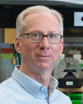headshot of Jeffrey Macklis